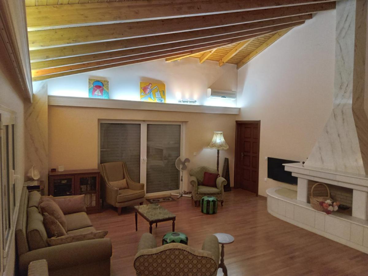 Paralia Avlidhos Apollon And Artemis Bed & Breakfast エクステリア 写真